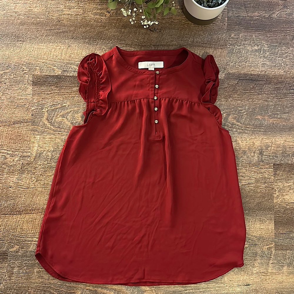 LOFT RUFFLE SLEEVE BLOUSE SIZE S